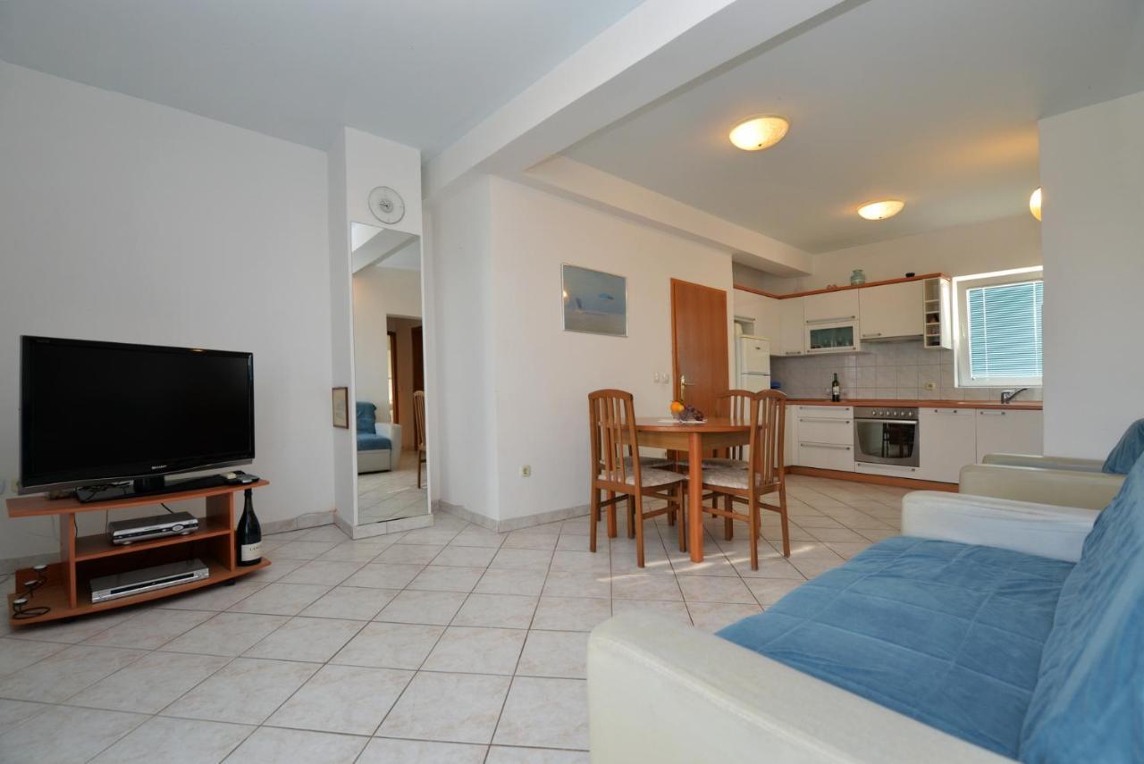 Apartman Rasip, Murter Exterior foto